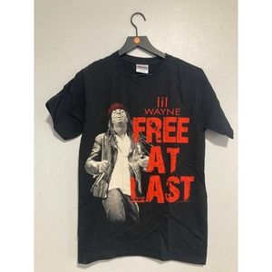Lil Wayne Free At Last vintage shirt y2k 2010 small YMCMB rap tee